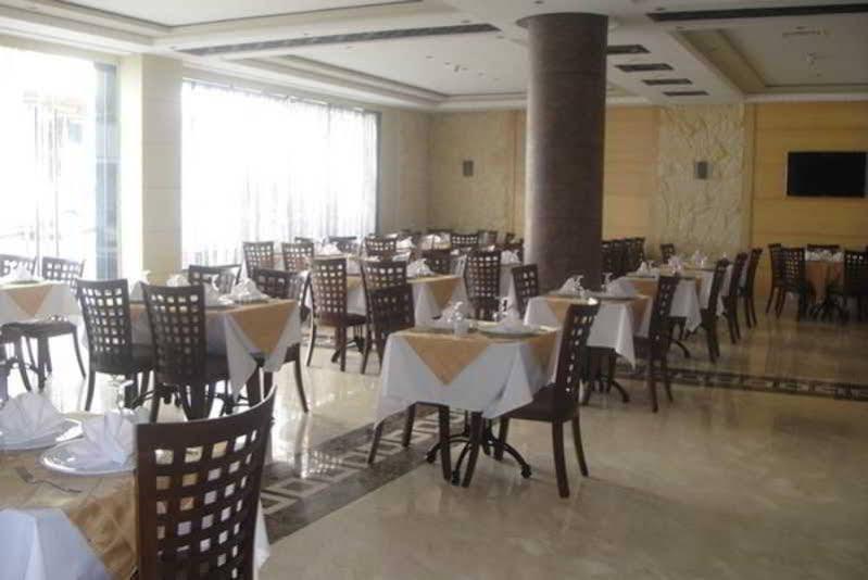 Hotel La Capitale Rabat Buitenkant foto